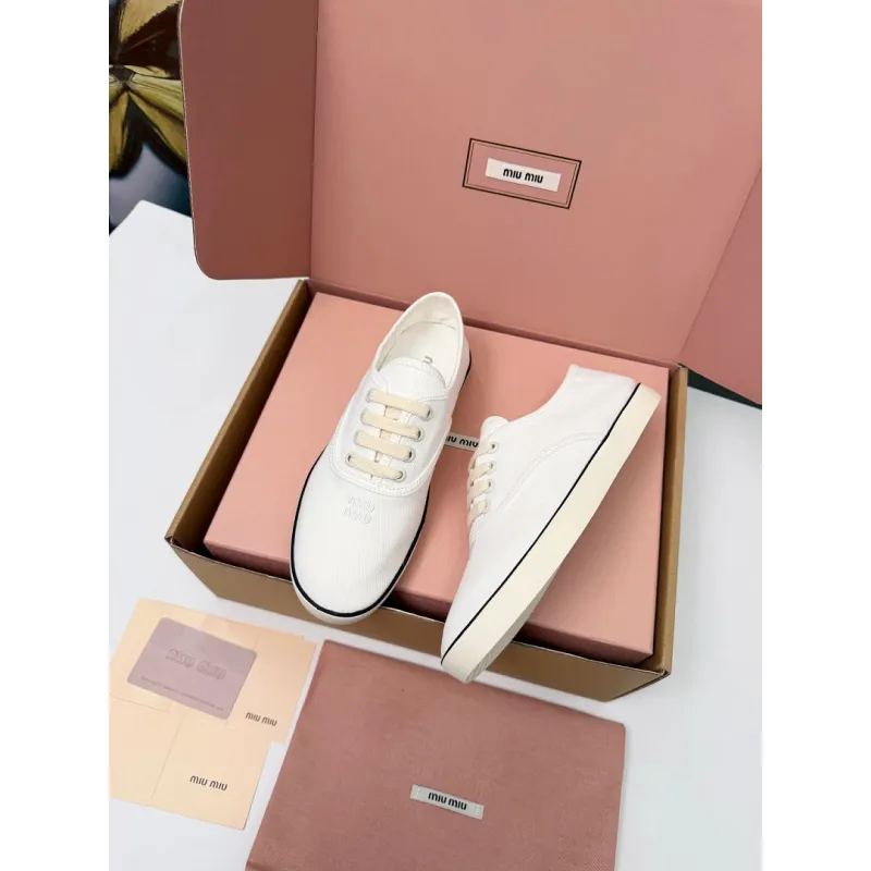 Miu Miu Womens Retro Calfskin Leather Ballet Flats #A66079 Miu Miu Womens Retro Calfskin Leather Ballet Flats #A66079