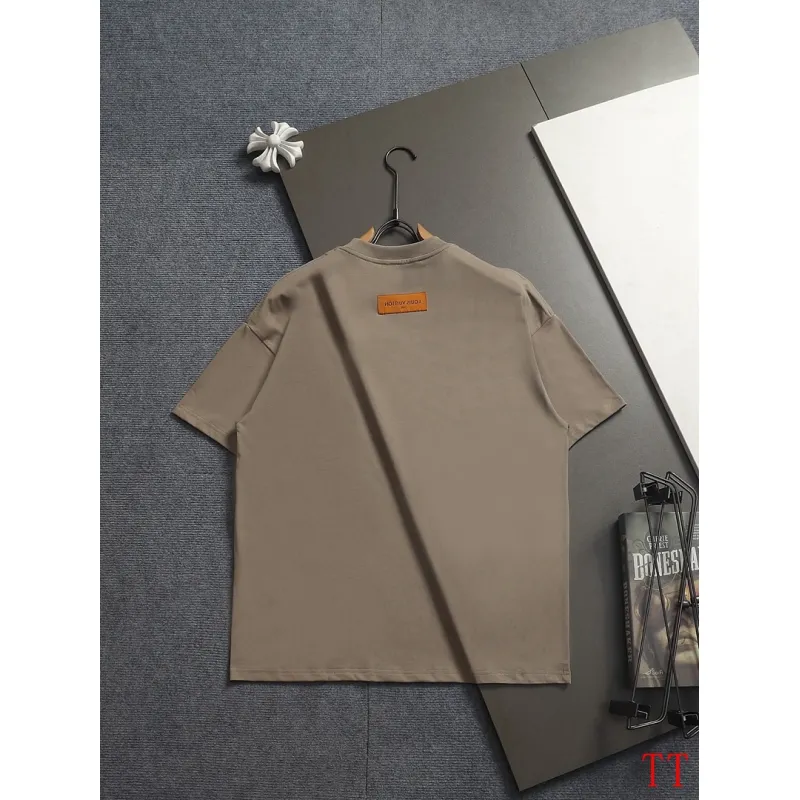 Louis Vuitton T-Shirts for AAAA Louis Vuitton T-Shirts #A65778