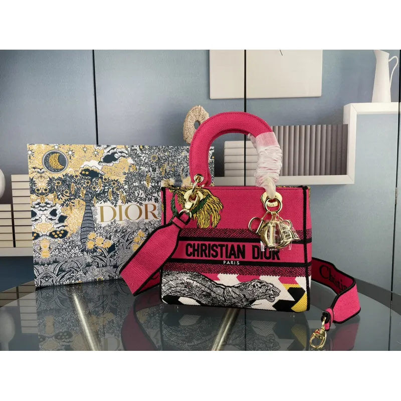 D-ior Lady D - Lite Bag With Vibrant Pink And Artistic Embellishments size:24×20×11cm #A53709 D-ior Lady D - Lite Bag With Vibrant Pink And Artistic Embellishments size:24×20×11cm #A53709