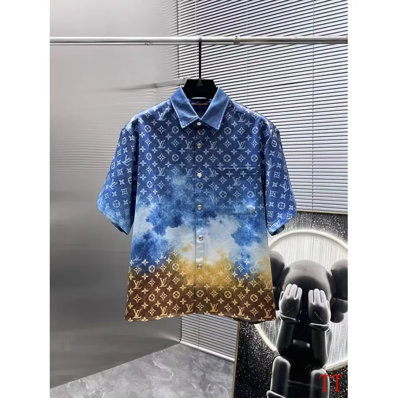 Louis Vuitton tracksuits for Louis Vuitton short tracksuits for men #A65801