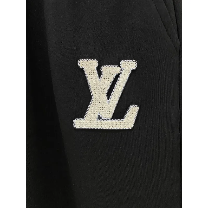 Louis Vuitton Pants for Louis Vuitton Short Pants for men #A64562