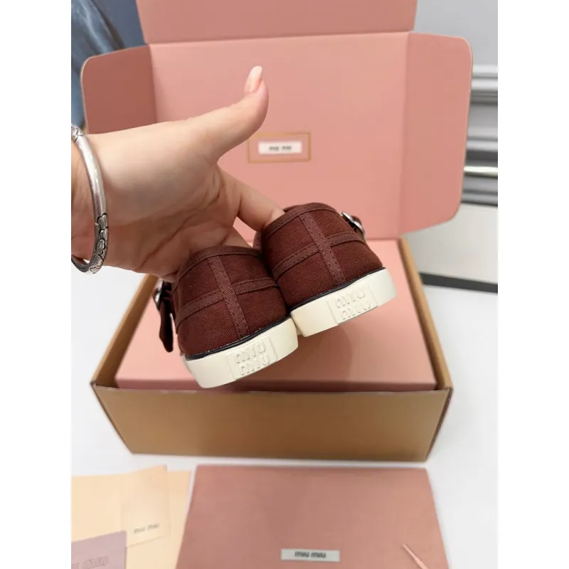 Miu Miu Womens Retro Calfskin Leather Ballet Flats #A66074
