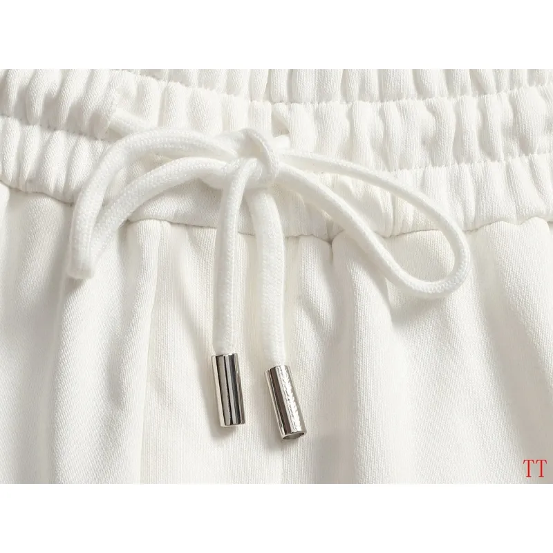 Louis Vuitton Pants for Louis Vuitton Short Pants for men #A64635