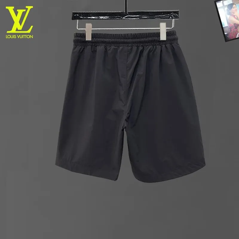 Louis Vuitton Pants for Louis Vuitton Short Pants for men #A65626