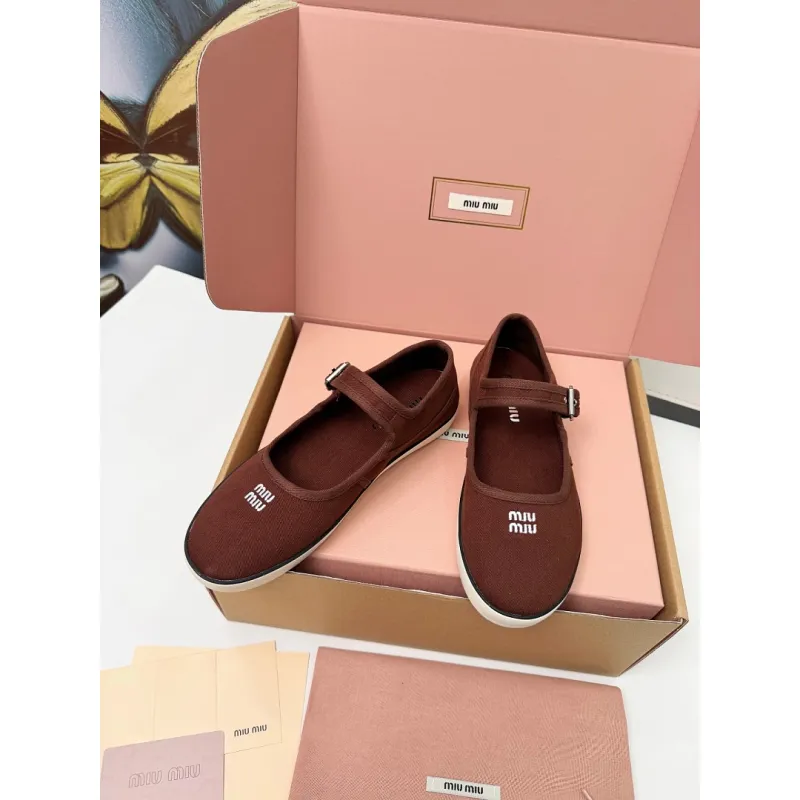 Miu Miu Womens Retro Calfskin Leather Ballet Flats #A66074