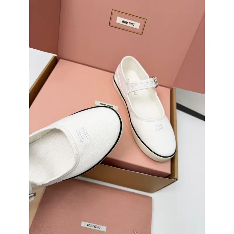 Miu Miu Womens Retro Calfskin Leather Ballet Flats #A66075