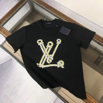 Louis Vuitton T-Shirts for AAAA Louis Vuitton T-Shirts #A65934