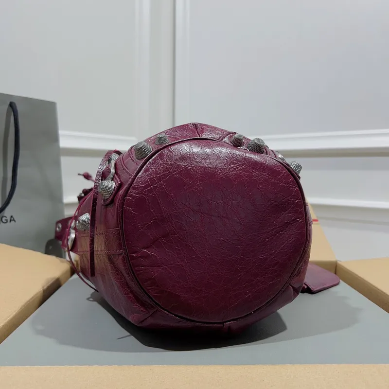 Balenciaga Bucket Bag Burgundy Leather Studded Edges A Bold Fashion Statement size:30×23×17cm #A54208