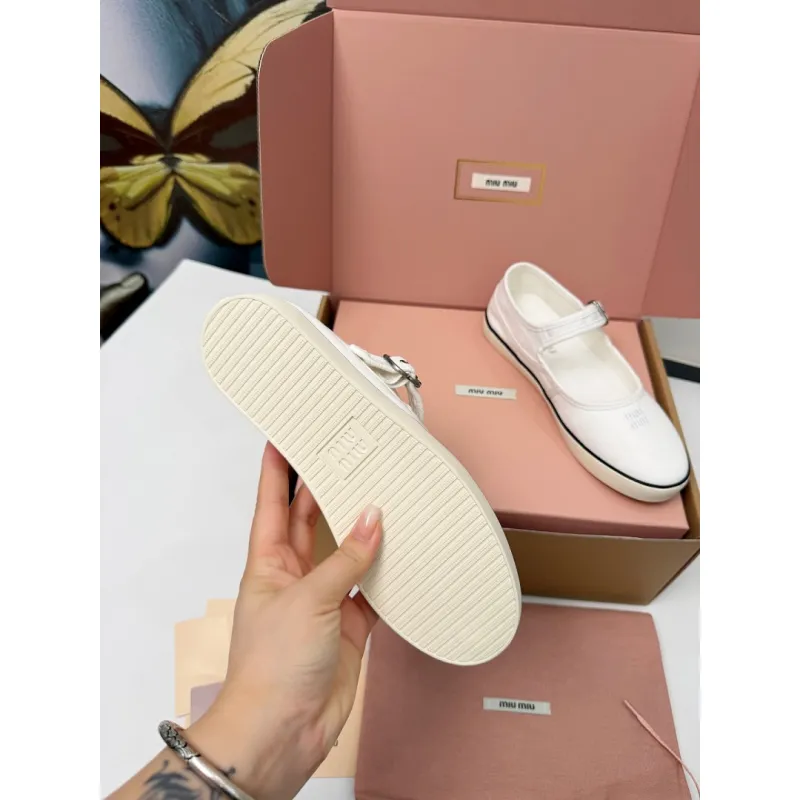 Miu Miu Womens Retro Calfskin Leather Ballet Flats #A66075