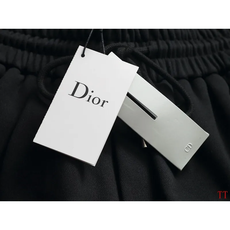 Dior Shorts #A65760