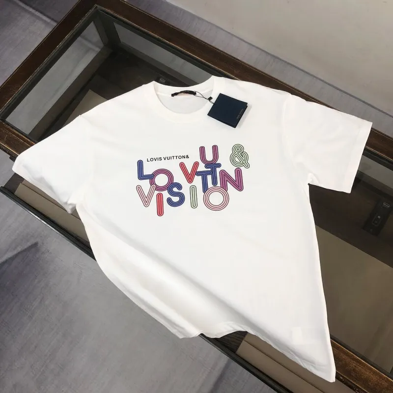 Louis Vuitton T-Shirts for AAAA Louis Vuitton T-Shirts #A65935