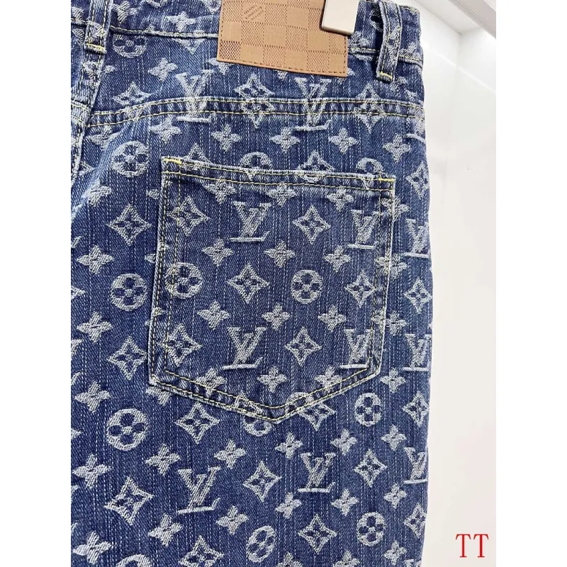 Louis Vuitton Pants for Louis Vuitton Short Pants for men #A64633
