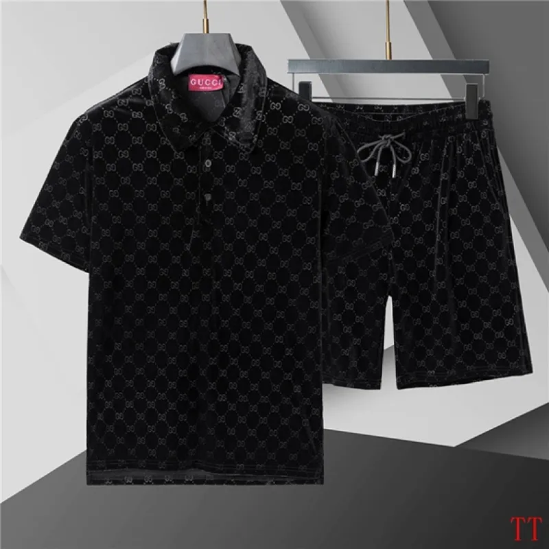 Gucci Tracksuits for Gucci short tracksuits for men #A65807