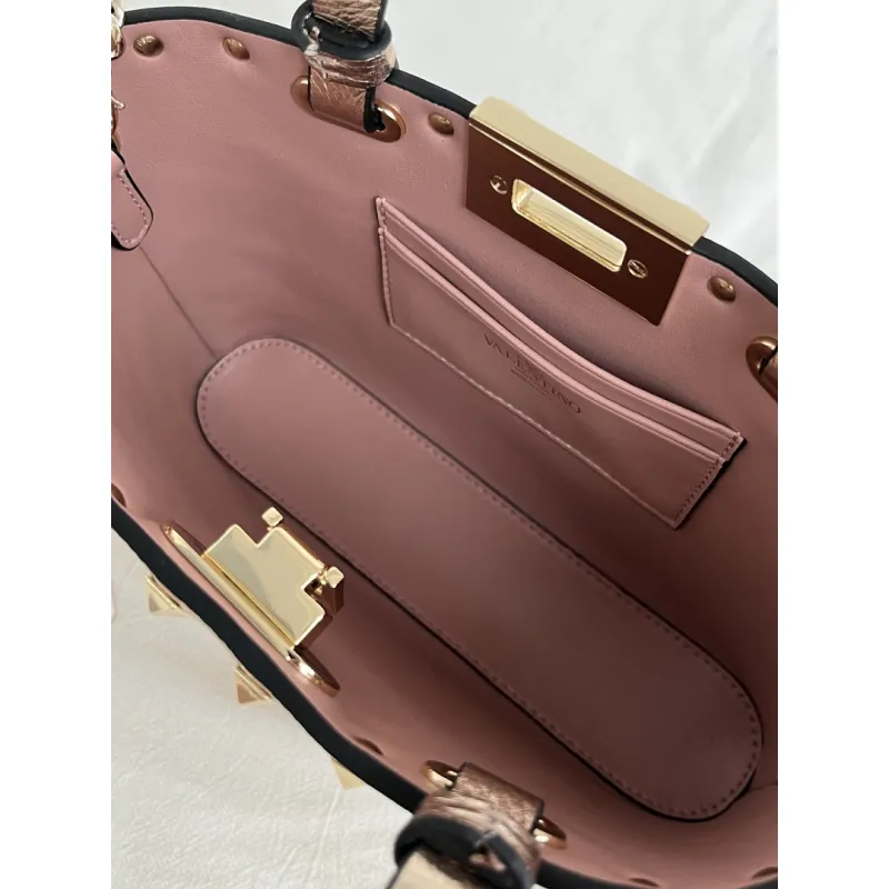 valentino Garavani Rockstud Metallic Leather Tote Bag 23×15.5×6cm #A65016