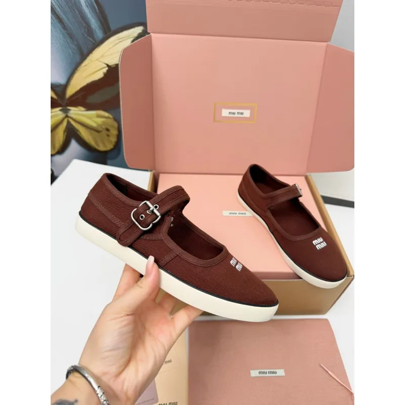Miu Miu Womens Retro Calfskin Leather Ballet Flats #A66074