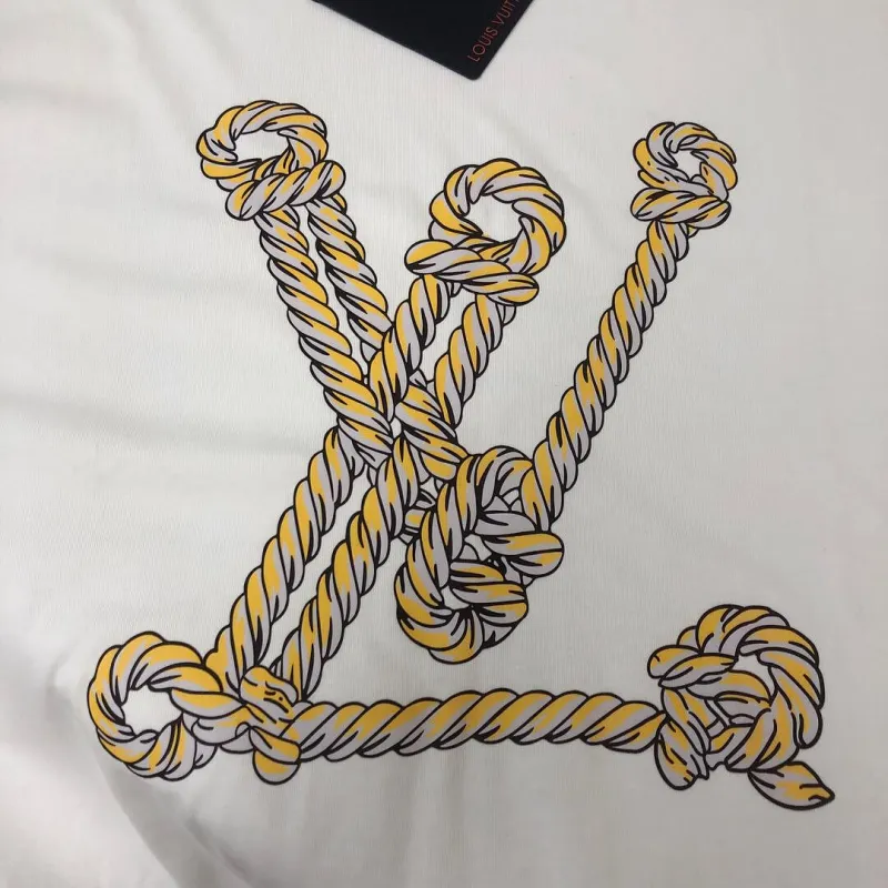 Louis Vuitton T-Shirts for AAAA Louis Vuitton T-Shirts #A65934