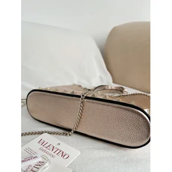 valentino Garavani Rockstud Metallic Leather Tote Bag 23×15.5×6cm #A65016
