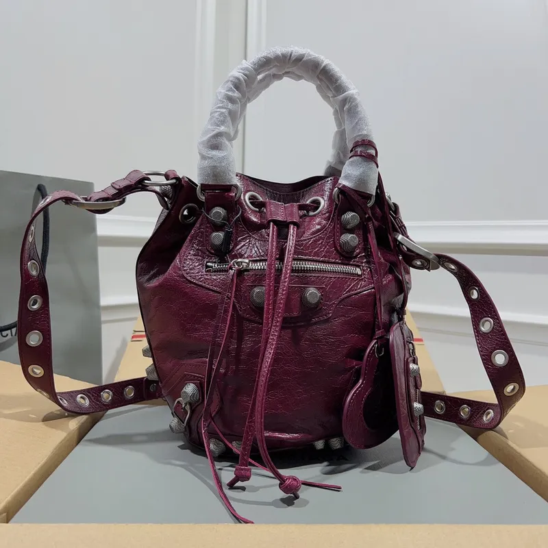 Balenciaga Bucket Bag Burgundy Leather Studded Edges A Bold Fashion Statement size:30×23×17cm #A54208