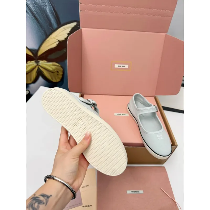 Miu Miu Womens Retro Calfskin Leather Ballet Flats #A66072