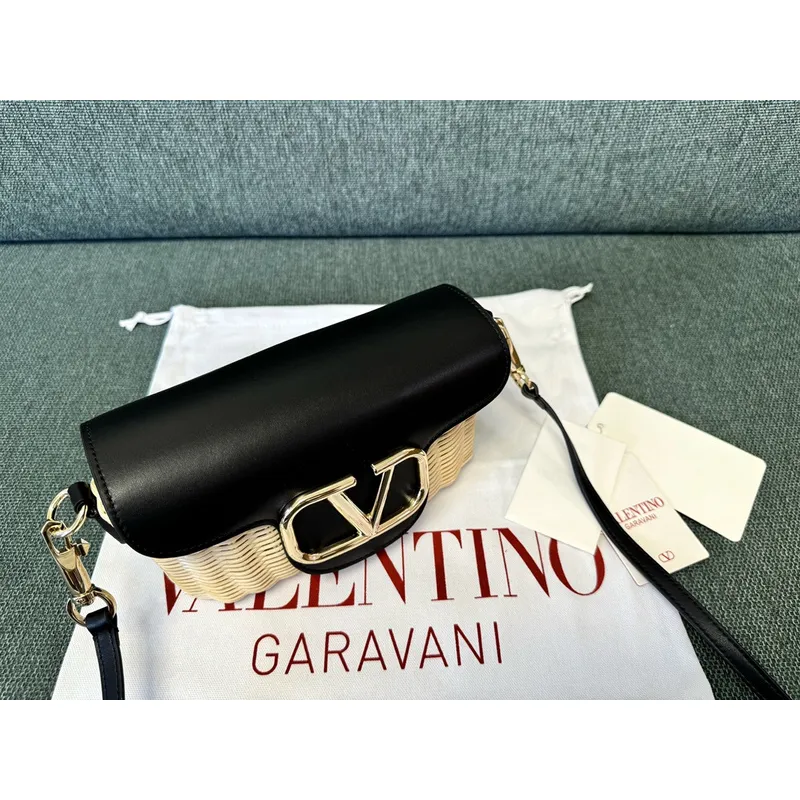 valentino Garavani VLogo Signature Wicker - Leather Crossbody Bags in Assorted Colors size:21×10×6cm #A53898 valentino Garavani VLogo Signature Wicker - Leather Crossbody Bags in Assorted Colors size:21×10×6cm #A53898