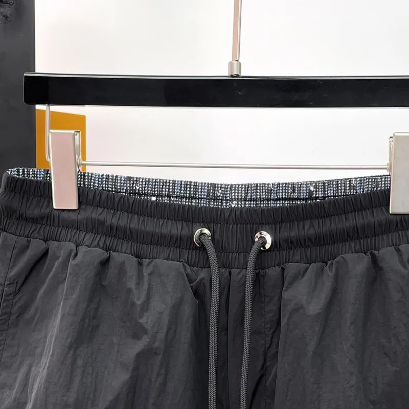 Louis Vuitton Pants for Louis Vuitton Short Pants for men #A65627