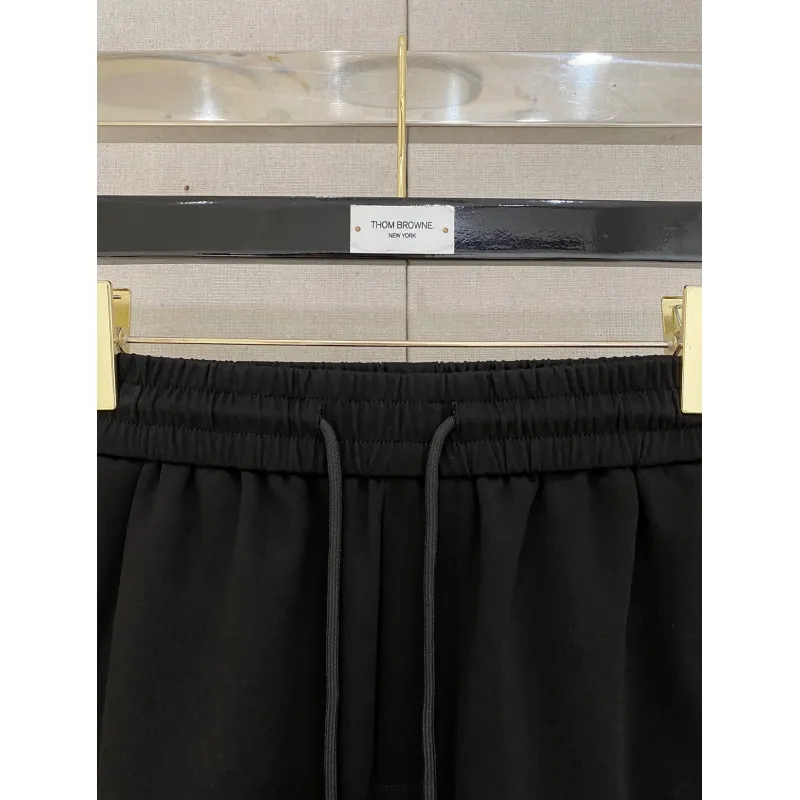 Louis Vuitton Pants for Louis Vuitton Short Pants for men #A64560