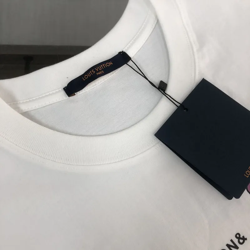 Louis Vuitton T-Shirts for AAAA Louis Vuitton T-Shirts #A65935
