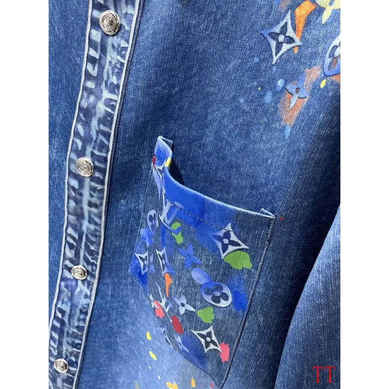 Louis Vuitton tracksuits for Louis Vuitton short tracksuits for men #A65802 Louis Vuitton tracksuits for Louis Vuitton short tracksuits for men #A65802