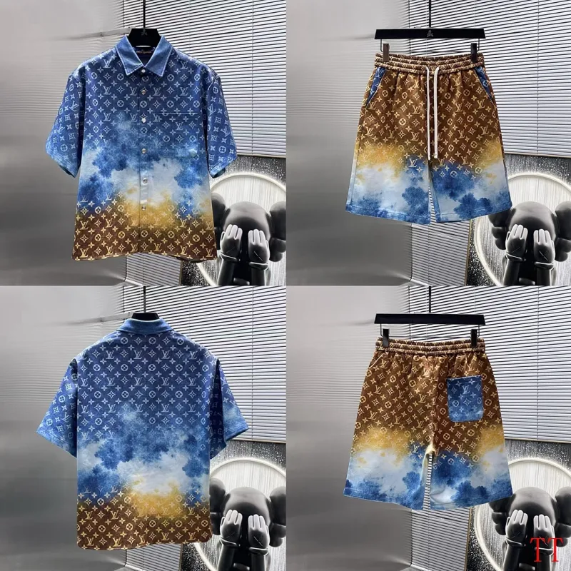 Louis Vuitton tracksuits for Louis Vuitton short tracksuits for men #A65801