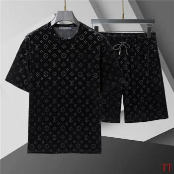 Louis Vuitton tracksuits for Louis Vuitton short tracksuits for men #A65805
