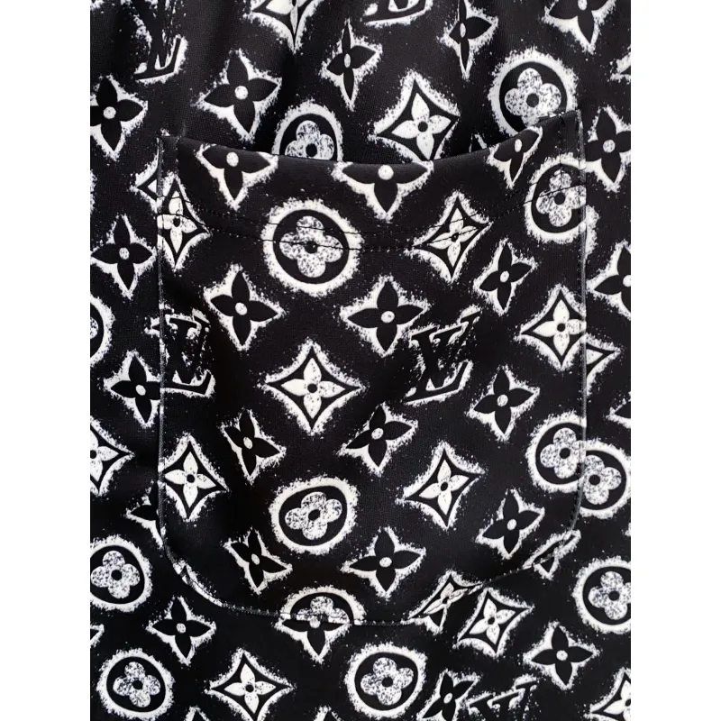 Louis Vuitton Pants for Louis Vuitton Short Pants for men #A64553