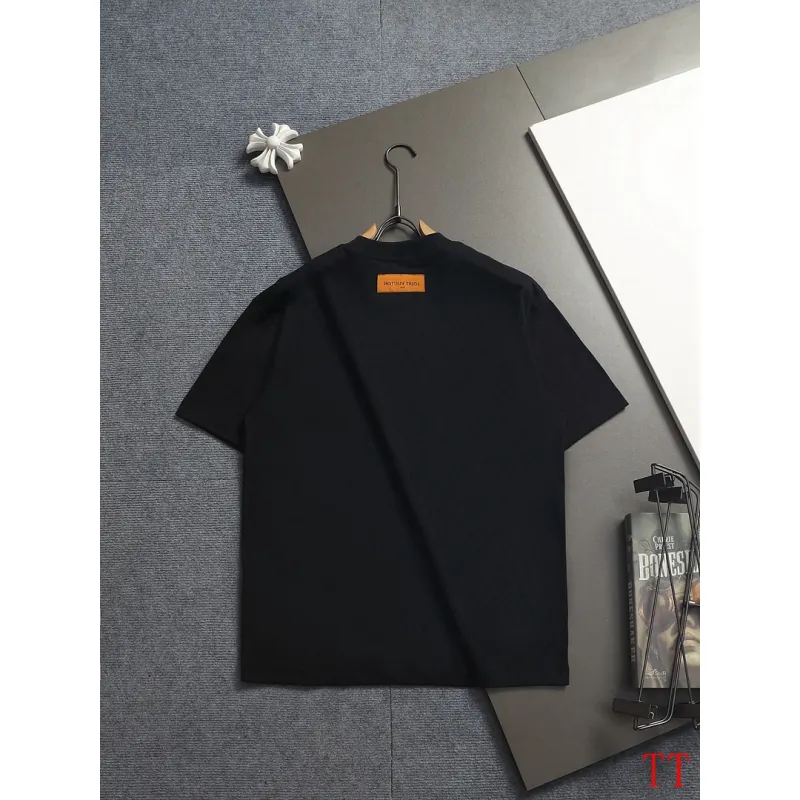 Louis Vuitton T-Shirts for AAAA Louis Vuitton T-Shirts #A65780
