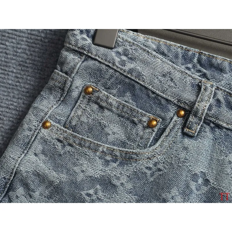 Louis Vuitton Pants for Louis Vuitton Short Pants for men #A64632