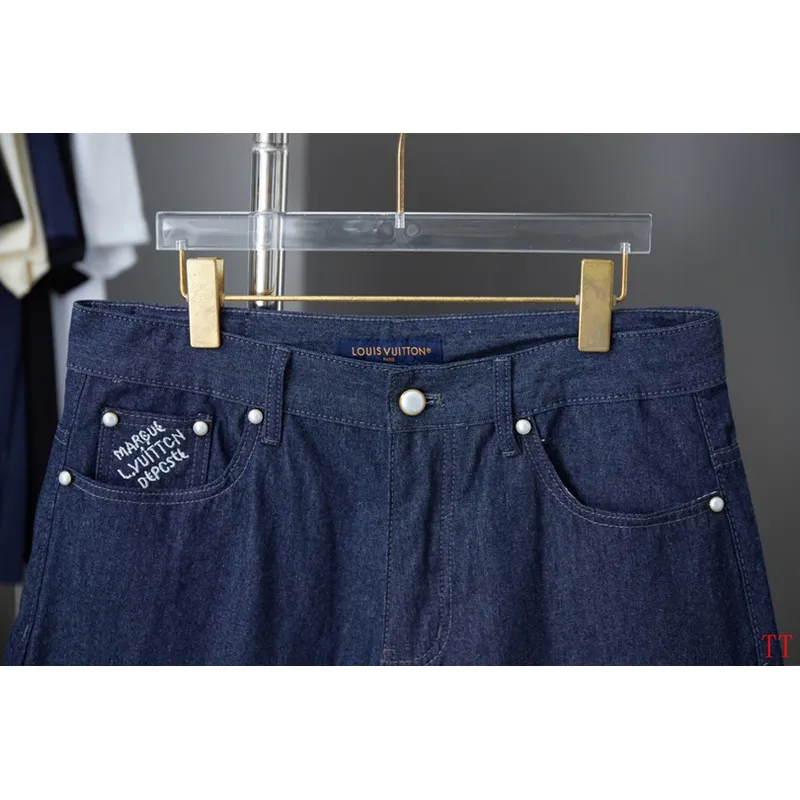 Louis Vuitton Lettering embroidered denim shorts #A52982