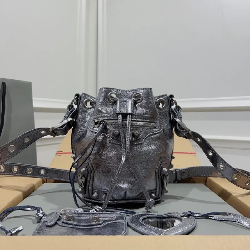 Balenciaga Bucket Bag Metallic Leather Studded Details Edgy Urban Style size:15×17×19cm #A54207