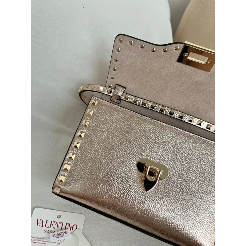 valentino Rockstud Metallic Leather Envelope Crossbody Bag 22.5×5×16cm #A65019