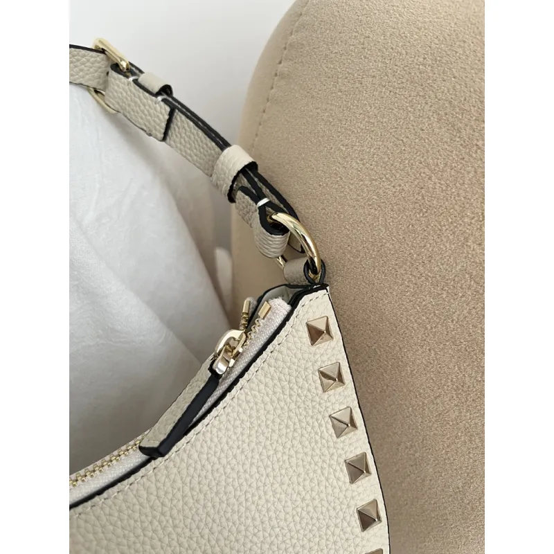 valentino Rockstud Grainy Leather Mini Hobo Shoulder Bag 20×12×4cm #A65018