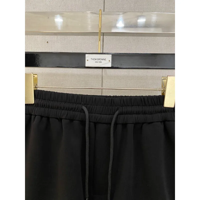 Louis Vuitton Pants for Louis Vuitton Short Pants for men #A64536