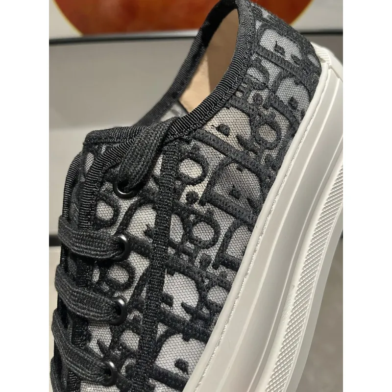Dior Womens Oblique Embroidered Mesh Sneakers #A66050
