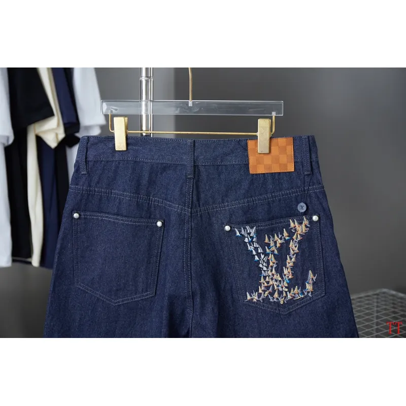 Louis Vuitton Lettering embroidered denim shorts #A52982