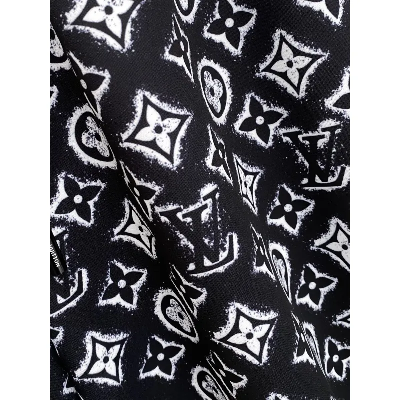 Louis Vuitton Pants for Louis Vuitton Short Pants for men #A64553