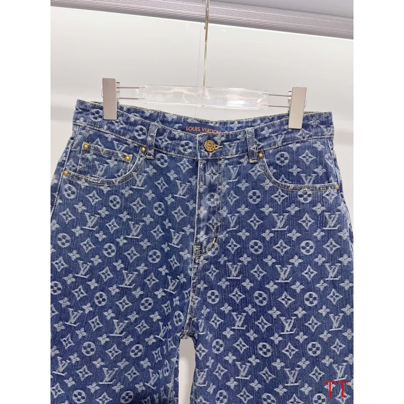 Louis Vuitton Pants for Louis Vuitton Short Pants for men #A64633